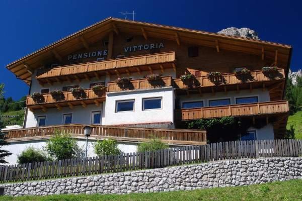 Pensione Vittoria Hotel Colfosco Exterior photo